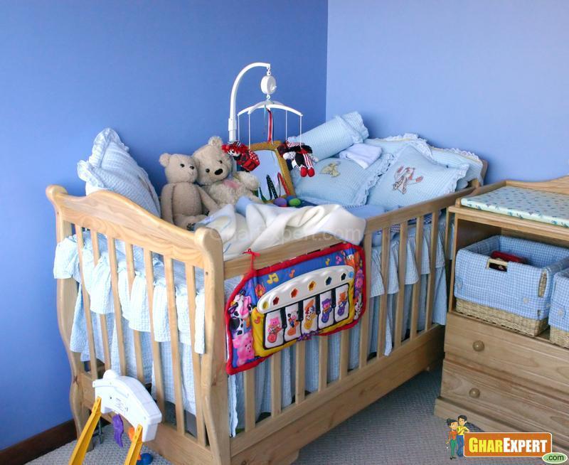 Hanging Toys and Toy Bag in Cr....
