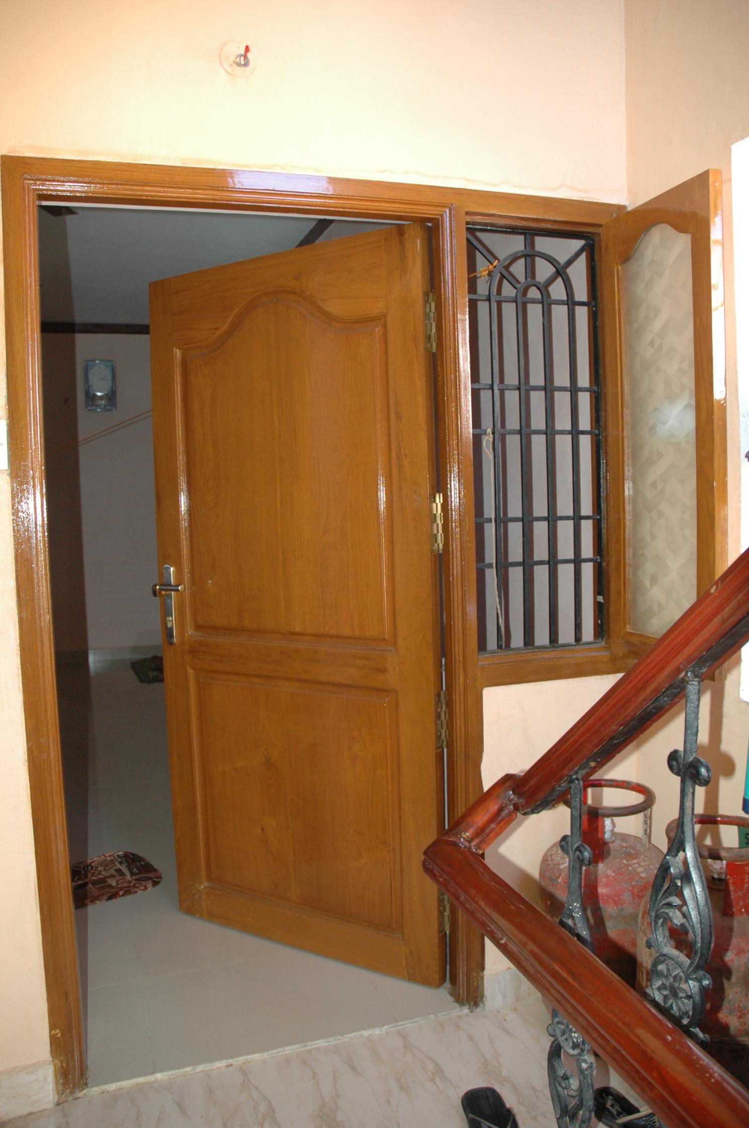 Single Front Door Designs In Kerala Main door