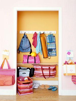 kids room organization