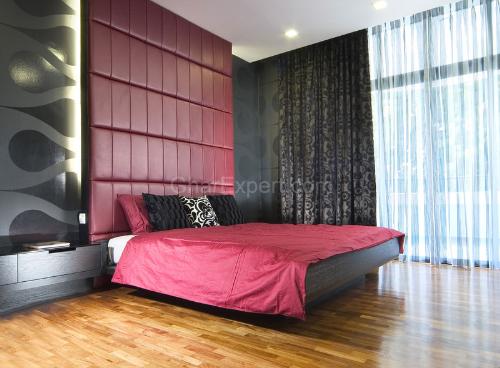 black bedroom decoration