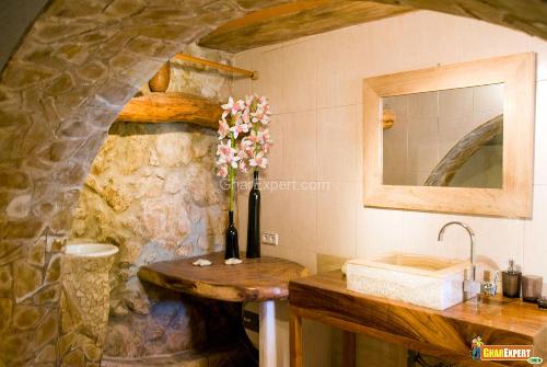 Rustic Style Bathroom