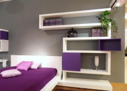 Open shelves in small space bedroom