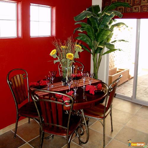 Circular dining table Circular dining table