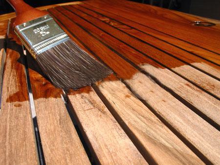 Varnish application Varnish application