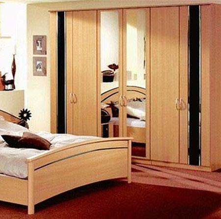 Pine wood Wardrobes