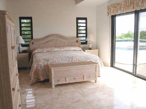 Marble Flooring Bedroom 